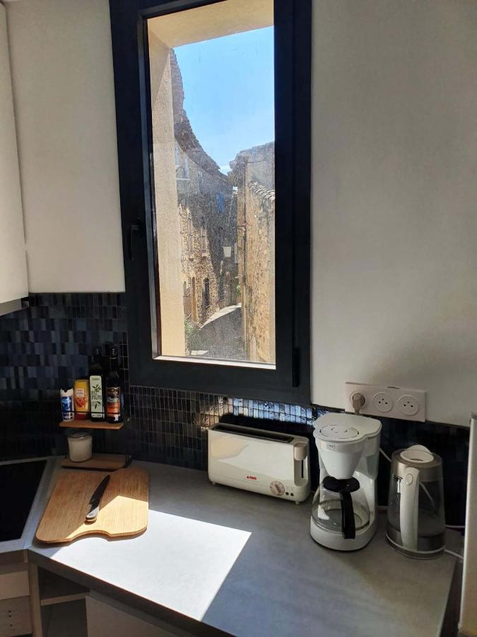 Holiday home L'exquishette De Lourmarin, Un Nid Sur Les Toits. *