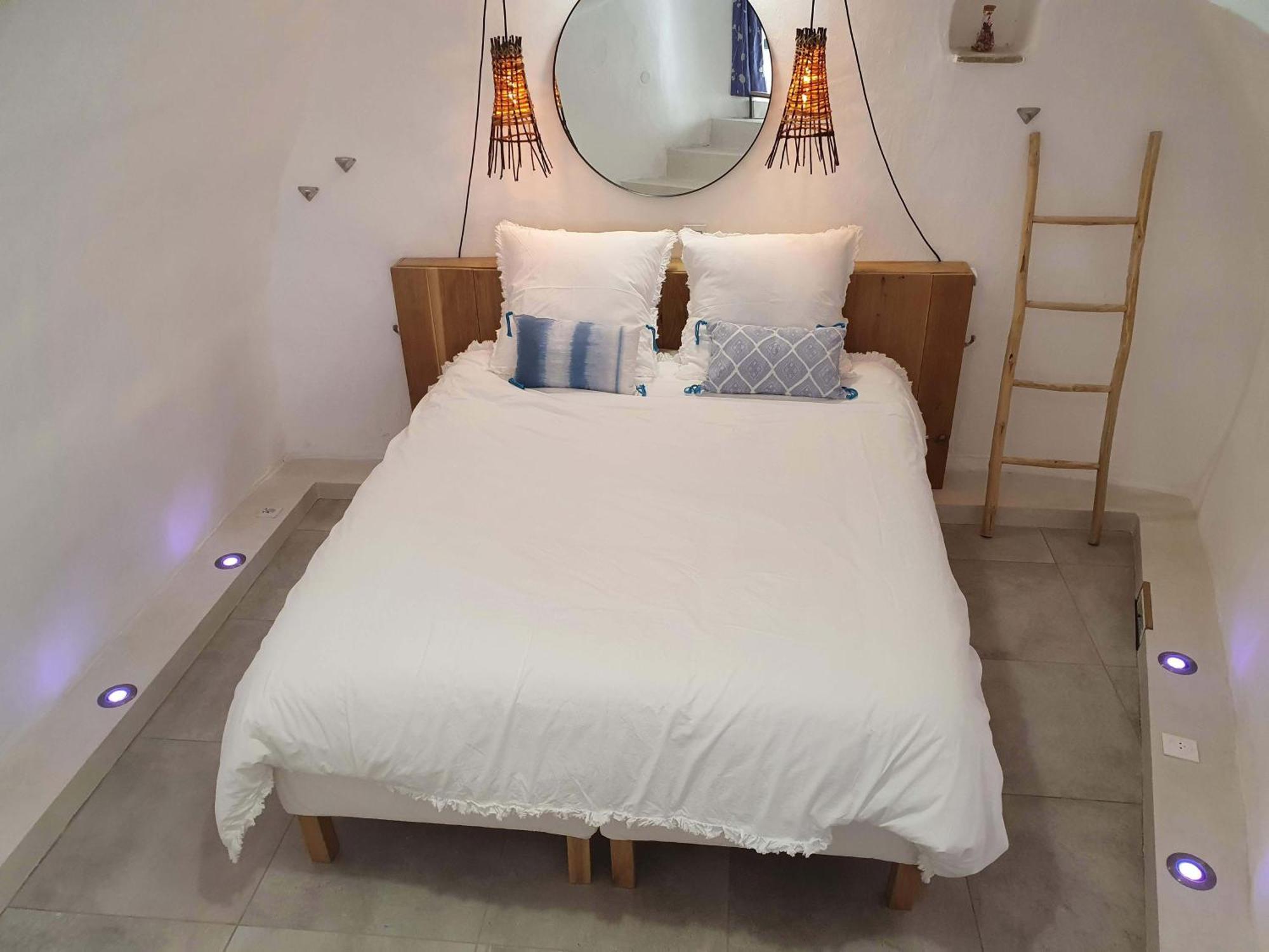 L'exquishette De Lourmarin, Un Nid Sur Les Toits. Holiday home *
